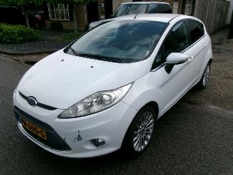 Schadeauto Ford Fiesta 1.6 TDCI CLIMA 5 DEURS 2011/4