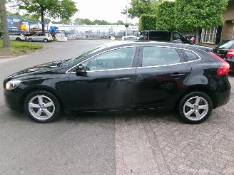 Volvo V-40 2.0 D2 MOMENTUM BUSINESS picture 2