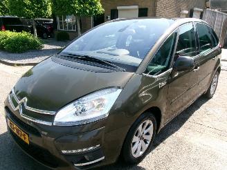 Damaged car Citroën C4-picasso 1.6 e-HDI TENDANCE AUTOMAAT 2012/11