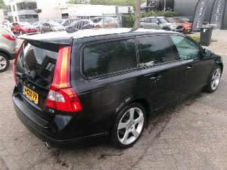 Volvo V-70 2.4 D5 R-DESIGN SUMMUM GEEN SCHADE picture 6