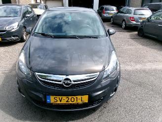 Opel Corsa 1.4-16V COSMO AIRCO picture 3