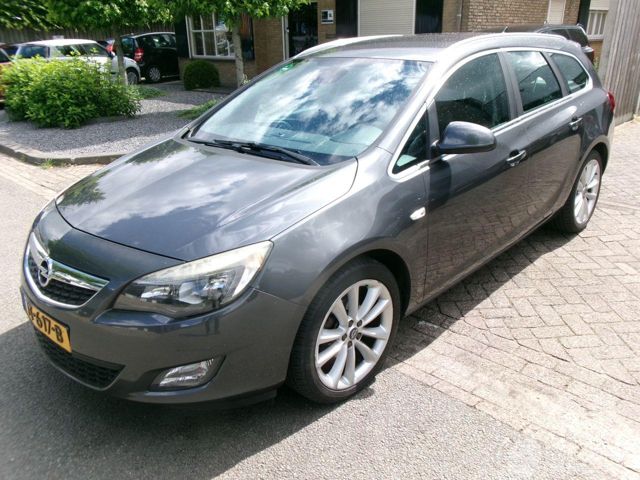 Opel Astra 1.4 SPORT CLIMA