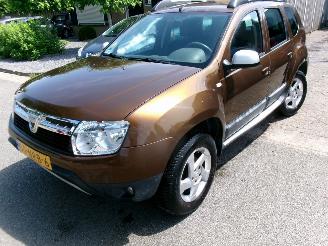 Unfallwagen Dacia Duster 1.6 LAUREATE 2 WD AIRCO 2010/10