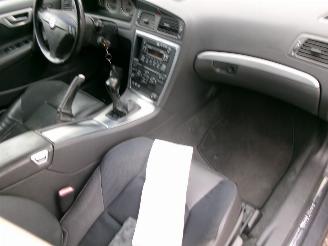 Volvo S-60 2.4 D 5 MOMENTUM picture 10