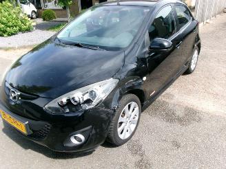 Damaged car Mazda 2 1.3 BIFUEL GT-M LINE LPG ONDERBOUW 2011/10