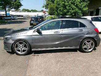 Mercedes A-klasse 180 PRESTIGE AMG LOOK picture 2