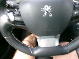 Peugeot 308 1.2 I BLUE LEASE PREMUIM 82.749 KM NAP picture 23