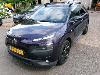 Schadeauto Citroën C4 cactus 1.2 I FEEL 2015/2