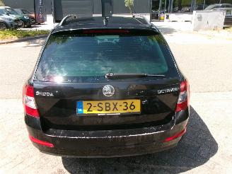 Skoda Octavia 1.6 TDI AUTOMAAT AMBITION BUSINESSLINE picture 11