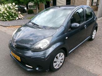 Toyota Aygo 1.0 VVT-I ASPIRATION AIRCO picture 1