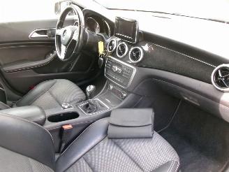 Mercedes Cla-klasse 180 BLueFF.EDITION picture 11