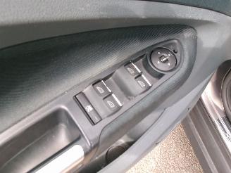Ford C-Max 1.0 TITANIUM picture 11