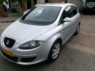 Vaurioauto  passenger cars Seat Altea 1.6 STYLANCE GEEN SCHADE 2004/10