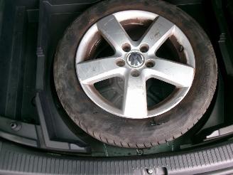 Volkswagen Touran 1.6-16V FSI HIGHLINE AUTOMAAT picture 19