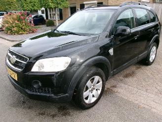 Vaurioauto  passenger cars Chevrolet Captiva 2.4 INTRO EDITION 2006/8