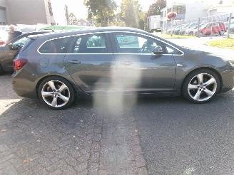 Opel Astra 1.6 TURBO SPORT AUTOMAAT picture 5