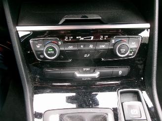 BMW 2-serie 218 I AUTOMAAT ACTIVE TOURER CLIMA NAVI picture 19