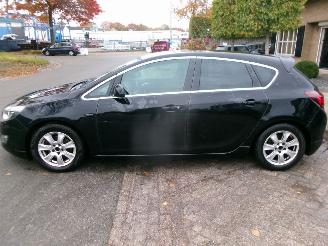 Opel Astra 1.6 TURBO GT CLIMA NAVI picture 2