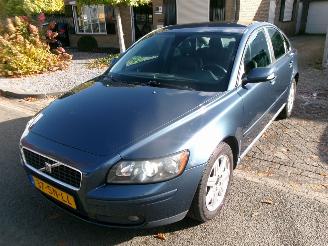 uszkodzony samochody osobowe Volvo S-40 1.8 I CLIMA 2006/3