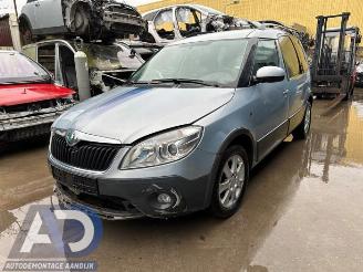 Sloopauto Skoda Roomster Roomster (5J), MPV, 2006 / 2015 1.2 TSI 2011/1