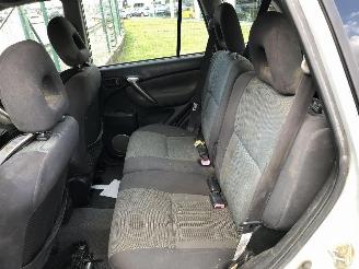 Toyota Rav-4 2.0 D4D   4WD picture 16