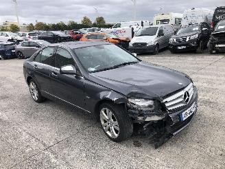 Mercedes C-klasse AVANTGARDE  4 MATIC picture 2