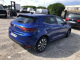 Damaged car Renault Mégane 1.5 DCI  AUTOMATIQUE 2024/4
