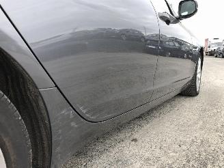 Jaguar XF 2.0 D picture 12