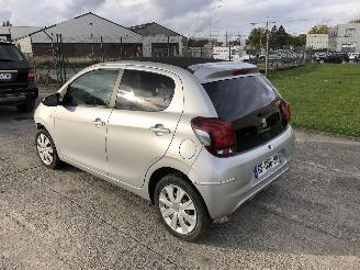 damaged passenger cars Peugeot 108 1.0  CABRIO 2019/2