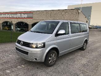 uszkodzony samochody osobowe Volkswagen Caravelle 9 PLACES 2.0 TDI 2012/2