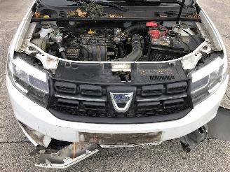 Dacia Sandero 1.0 picture 17