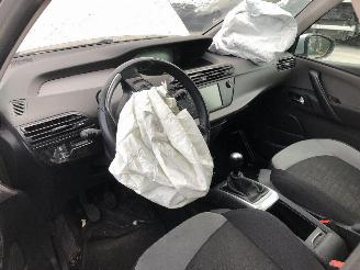 Citroën C4-picasso 1.6 HDI    7 PLACES picture 5