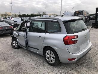 Citroën C4-picasso 1.6 HDI    7 PLACES picture 2