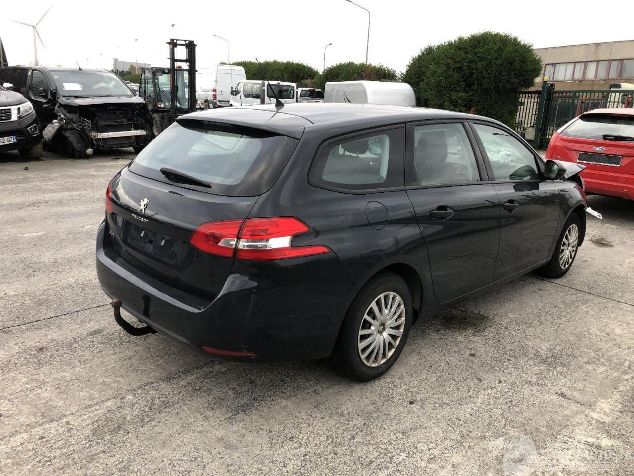 Peugeot 308 1.2 TURBO