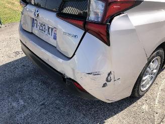 Toyota Prius HYBRIDE picture 12