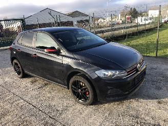 uszkodzony samochody osobowe Volkswagen Polo TRENDLINE 1.0 MPI 2018/3