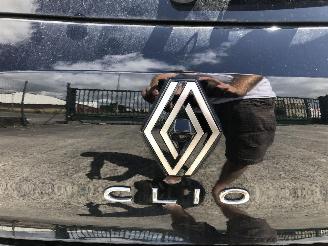 Renault Clio 1.0 picture 9