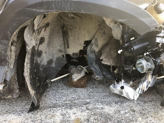 Peugeot 2008 SIGNATURE 1.2 picture 11