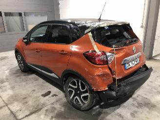 Renault Captur 1.2 TCE AUTOMATIQUE picture 4