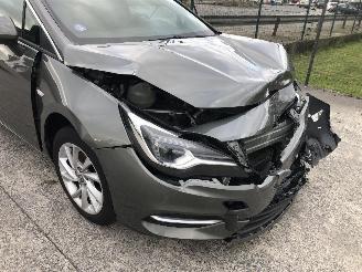 Opel Astra ELEGANCE 1.2 picture 11