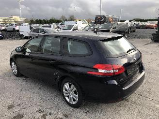 krockskadad bil auto Peugeot 308 1.6 HDI 2017/4