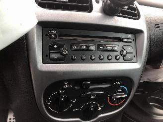 Peugeot 206+ 1.6  QUIKSILVER picture 25