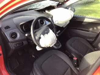 Hyundai I-10 1.0 picture 6