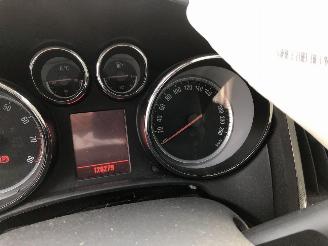 Opel Astra 1.4 A14XER picture 17