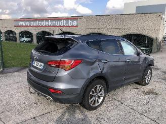 Hyundai Santa Fe 2.0 CRDI  4WD picture 4
