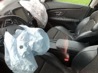 Renault Scenic 1.2 picture 13