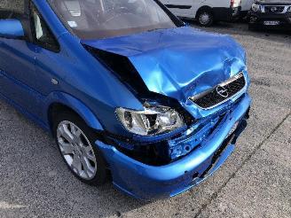 Opel Zafira OPC   2.0 TURBO picture 2