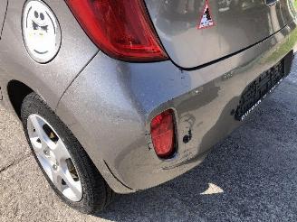 Kia Picanto 1.0 picture 2