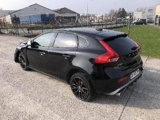 Volvo V-40 2.0 D   R-DESIGN picture 7