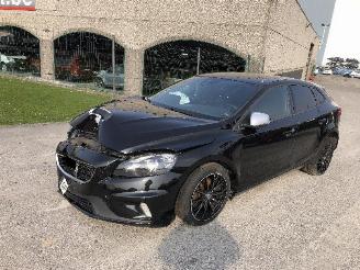 Volvo V-40 2.0 D   R-DESIGN picture 10